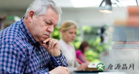 老年人吹空调好吗