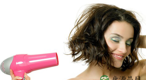 夏天防掉发有妙招