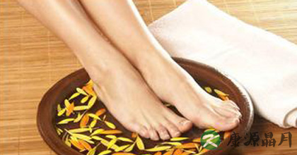 女性经期可用中药泡脚吗