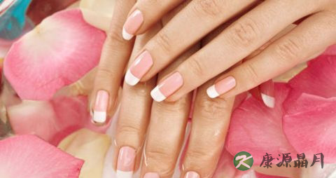 手上起小水泡怎么回事