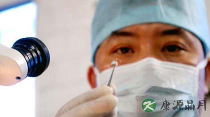 白内障的早期症状与危害