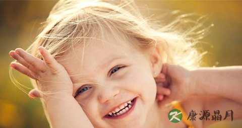 一岁小孩经常眨眼睛怎么回事