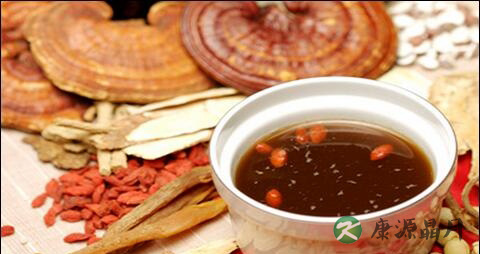 喝中药放屁还要继续喝吗