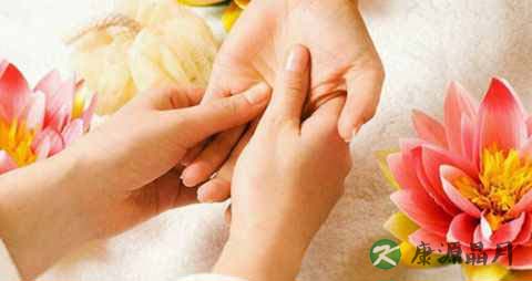 手上起小水泡痒怎么办