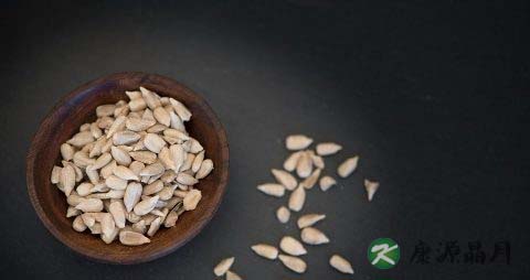 西瓜子吃多了会上火吗