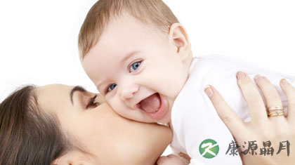 宝宝护理 宝宝的耳朵不要挖