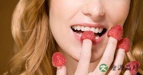 胃胀打嗝怎么办