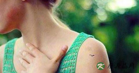 喉咙肿大是怎么回事