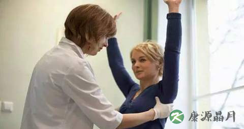 胸里面有硬块是怎么回事