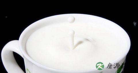 喝牛奶食物中毒怎么办