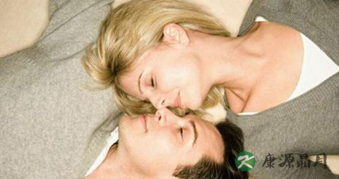 涂抹药膏别贪多