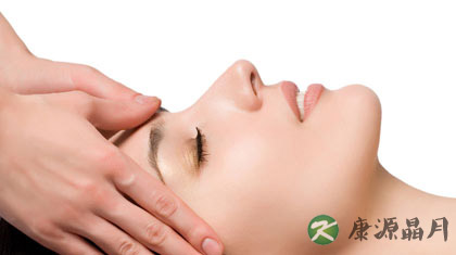 按摩脸上8大部位 帮你轻松抚平皱纹