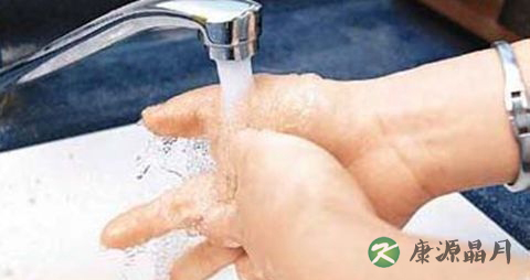 冬天手冻了怎么治疗 冬天手冻了怎么治疗