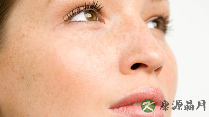 脸上长雀斑怎么调理