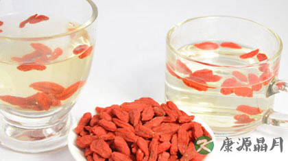 枸杞子泡水喝的害处