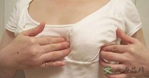 乳房硬块按摩手法