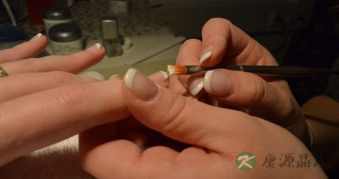 凤仙花如何治灰指甲