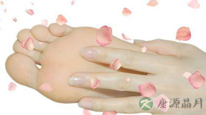 看指甲查自己有没这33种病