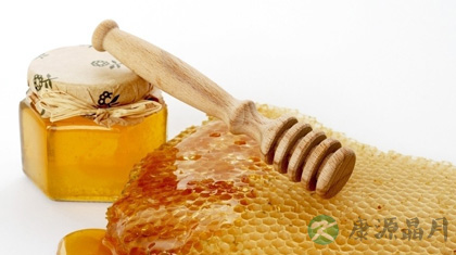 蜂蜜滋养也要当心吃错伤身