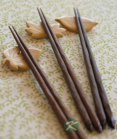 餐具多久换一次才健康？