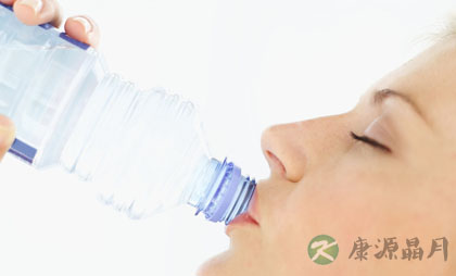 正确饮用健康之水 方能铸就坚固免疫力