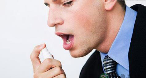 提醒 口臭易引起的五大危害 提醒 口臭易引起的五大危害