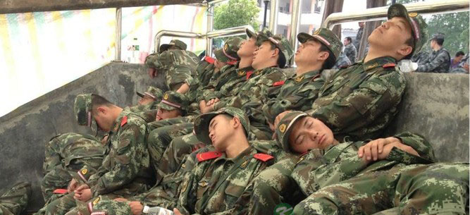 绿色地球日点亮生命之光