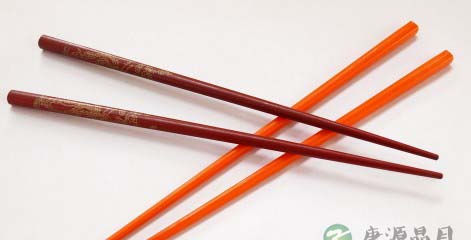 长期用一次性筷子容易致肝癌 长期用一次性筷子容易致肝癌