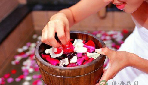 如何快速阻止和祛除头皮屑