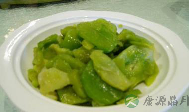 乱吃寒凉食物 解暑不成反中暑 乱吃寒凉食物 解暑不成反中暑