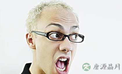 多吃黑色食物可预防白发增多