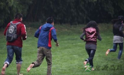 自残式养生保健法 你敢不敢用