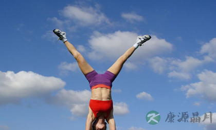 自残式养生保健法 你敢不敢用