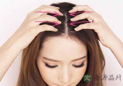 头皮按摩养秀发