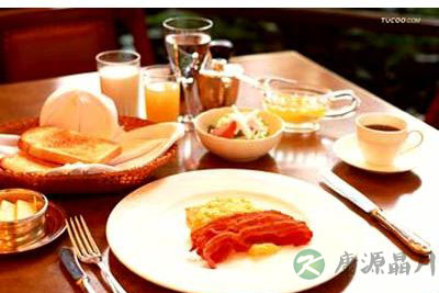 人真的一生只能吃九吨吗