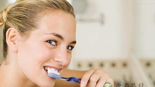 早睡早起身体好忽悠人？盘点最不靠谱的养生秘诀