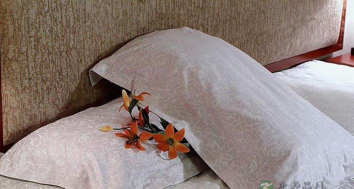 定期给枕头洗澡十分必要