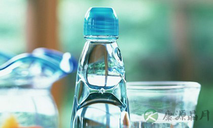 小心水喝多易中毒 5个健康喝水原则