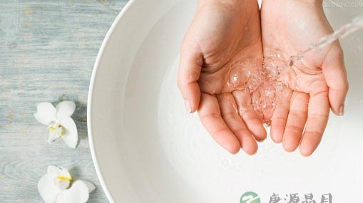 1碗淘米水堪比10碗药 淘米水的养生奇效 1碗淘米水堪比10碗药 淘米水的养生奇效