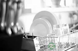 生活健康常识 开水烫碗消毒效果好吗