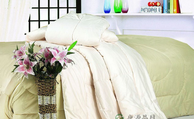 如何根据体质选被子