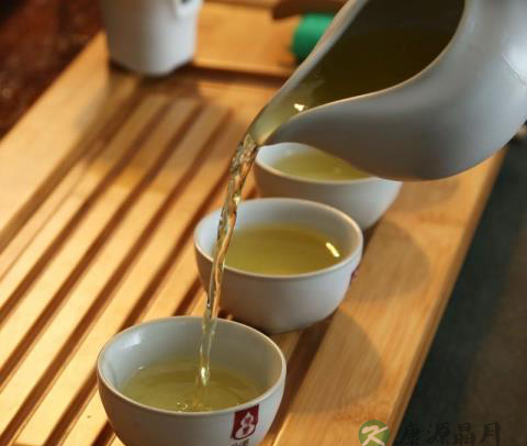 各种菊花茶的功效与作用介绍