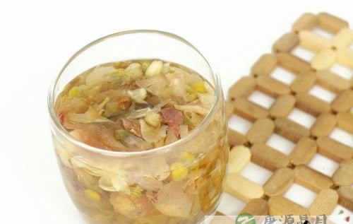 养生：口臭怎么去除? 11款茶还你好口气