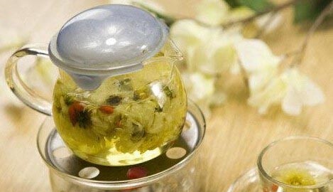 夏天，不宜多喝菊花茶