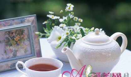 时尚茶疗养生清香四溢