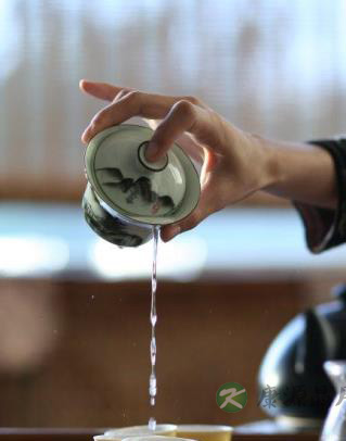 红枣桂圆黄芪茶材料及做法介绍