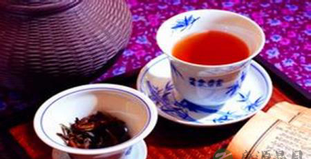 喝茶虽是好，但也不可“贪杯”