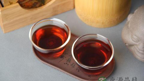 忌饭前饭后大量饮普洱茶