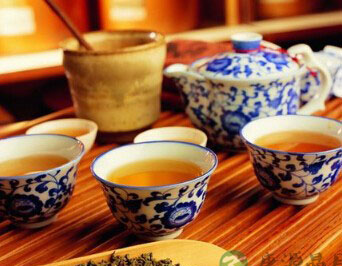 养生须知：切忌！七类患者不宜喝浓茶