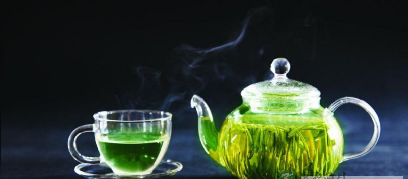 绿茶在防致癌物质、抗衰老及抗菌方面的特效